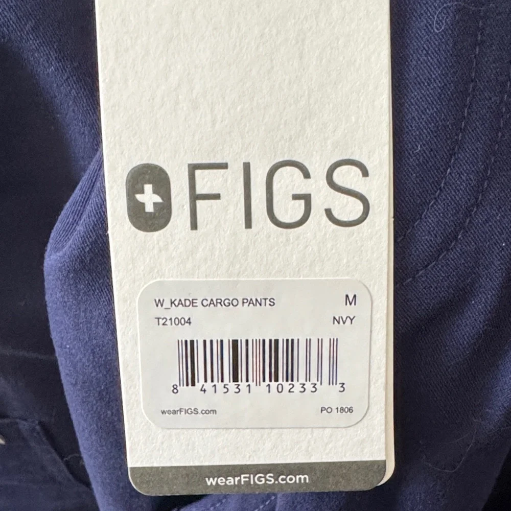 Figs women’s Navy Pants - Picture 2 of 4